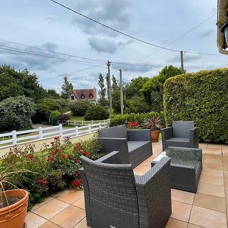 Saint Ho Mer Maison Lumineuse Vue Mer 8 Pers 4 Chambres 2 Sdb 2 Wc Etage Renove En 2025 Belle Terrasse Grand Jardin Clos Parking 8 Mn A Pied Petite Plage Grand Jardin Pres De Port En Bessin, Bayeux Et Plage Omaha Beach Sainte-Honorine-des-Pertes Esterno foto