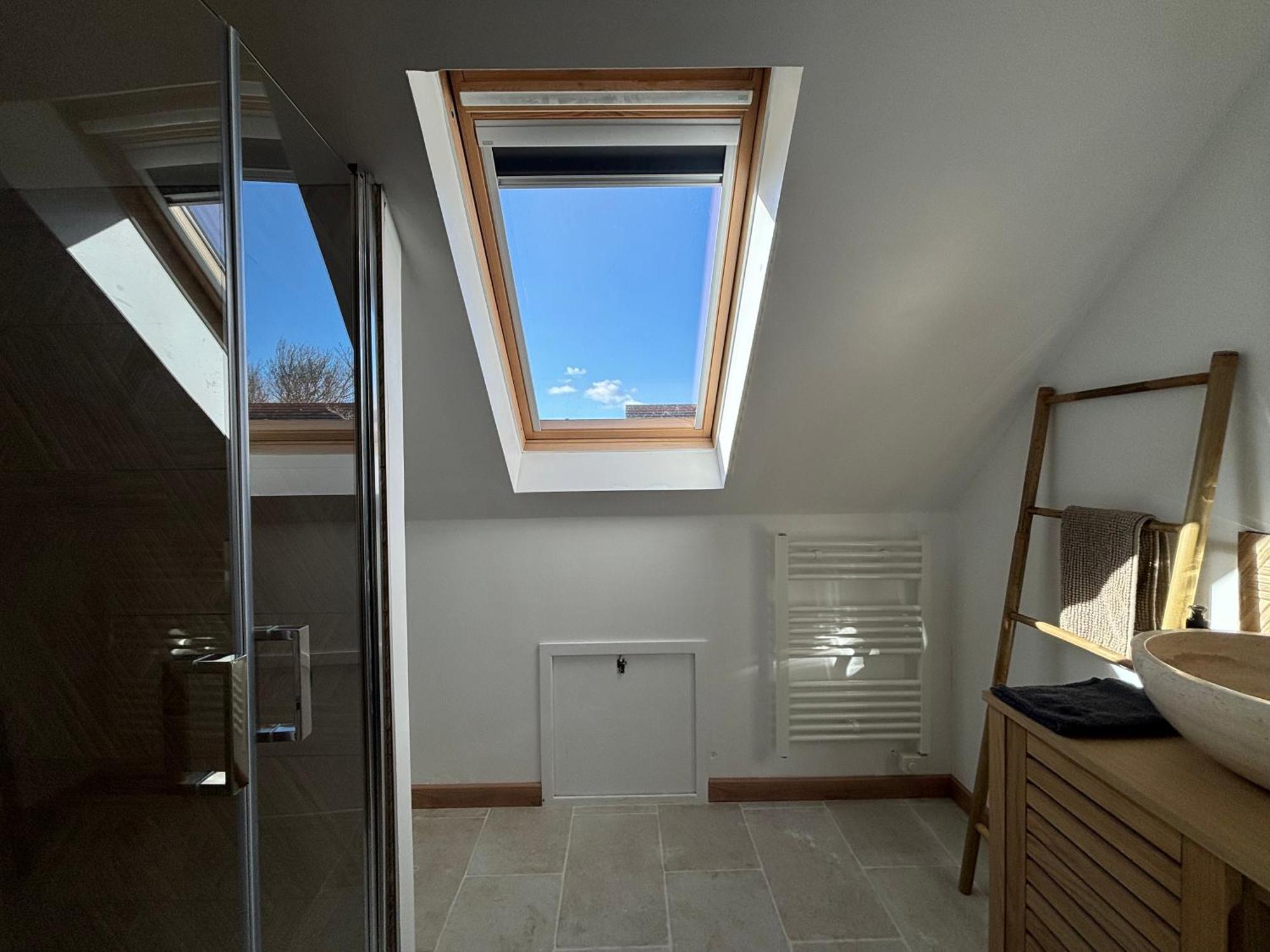 Vakantiehuis Saint Ho Maison Lumineuse Vue 8 Pers 4 2 Sdb 2 Wc Etage Renove En 2025 Belle Terrasse Grand Jardin Clos Parking 8 Mn A Pied Petite Grand Jardin Pres De Port En Bessin, Bayeux Et Omaha