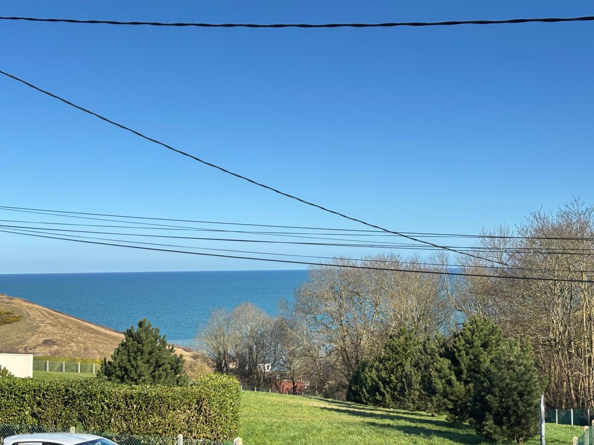 Saint Ho Maison Lumineuse Vue 8 Pers 4 2 Sdb 2 Wc Etage Renove En 2025 Belle Terrasse Grand Jardin Clos Parking 8 Mn A Pied Petite Grand Jardin Pres De Port En Bessin, Bayeux Et Omaha *